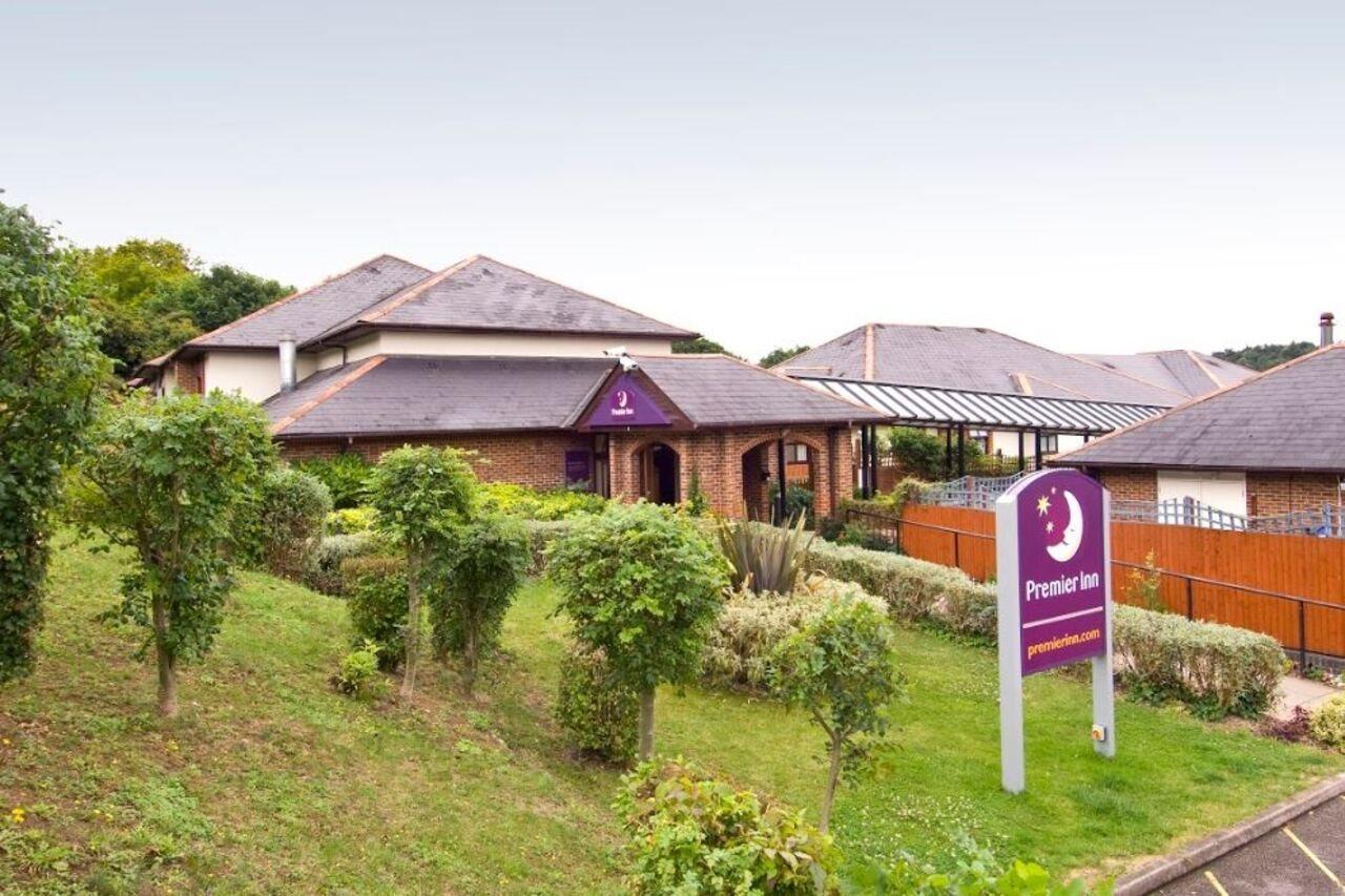 Premier Inn High Wycombe/Beaconsfield エクステリア 写真