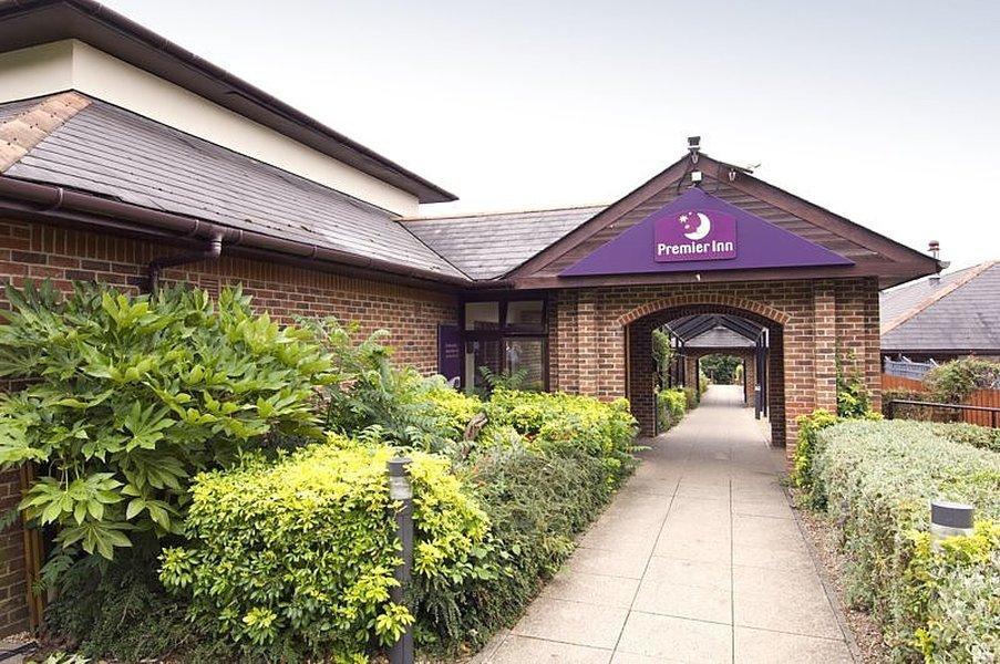 Premier Inn High Wycombe/Beaconsfield エクステリア 写真